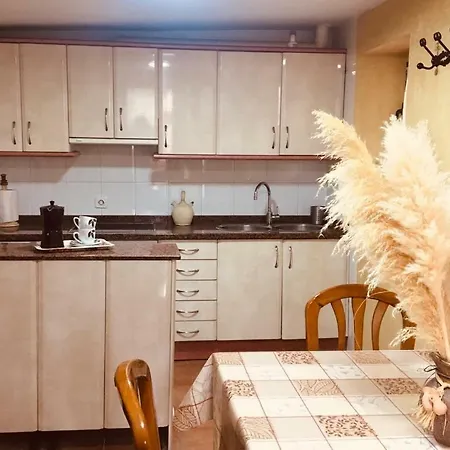 La Alpargateria * 비야프랑카몬테스데오카